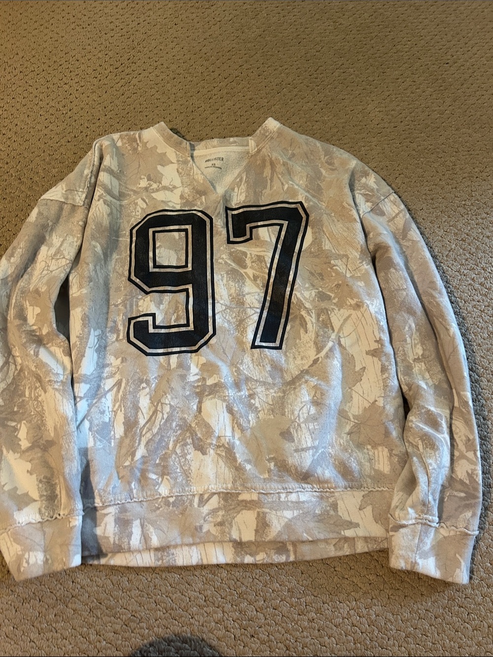 Hollister Beige and Cream  V-Notch Pullover